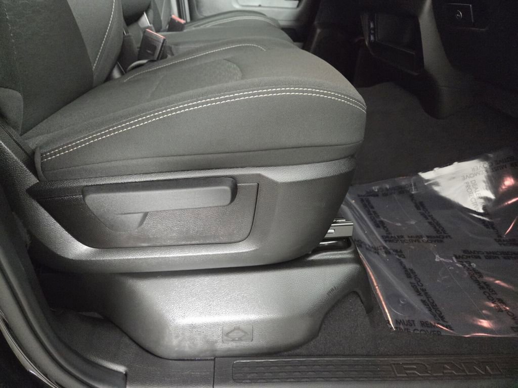 Used 2025 RAM 2500 Big Horn image 29