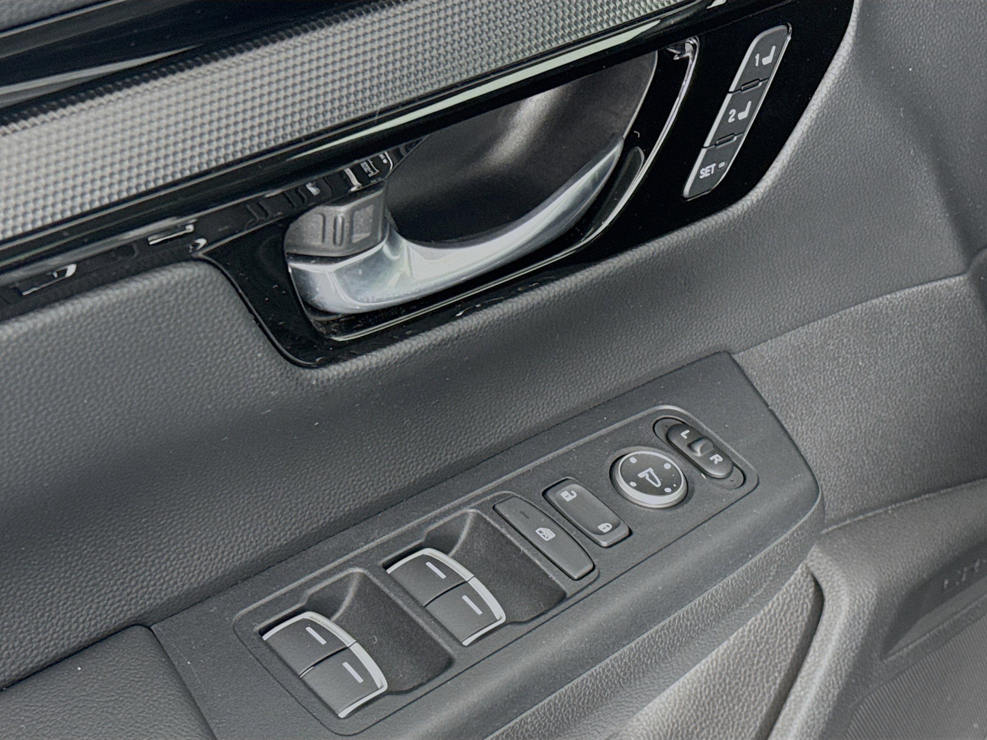 Certified 2023 Honda CR-V EX-L image 17