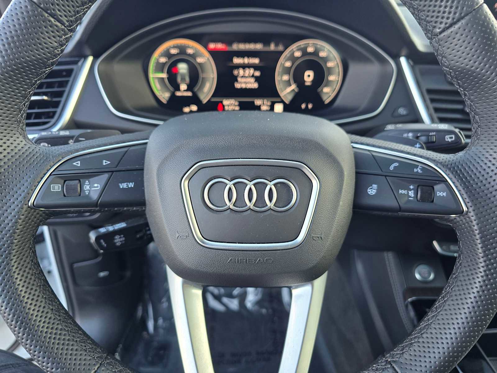 Certified 2025 Audi Q5 e Premium Plus w/ Premium Plus Package image 24