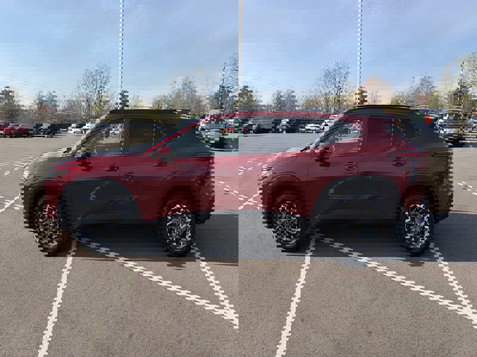 Used 2025 Chevrolet Trax LT w/ LT Convenience Package image 16