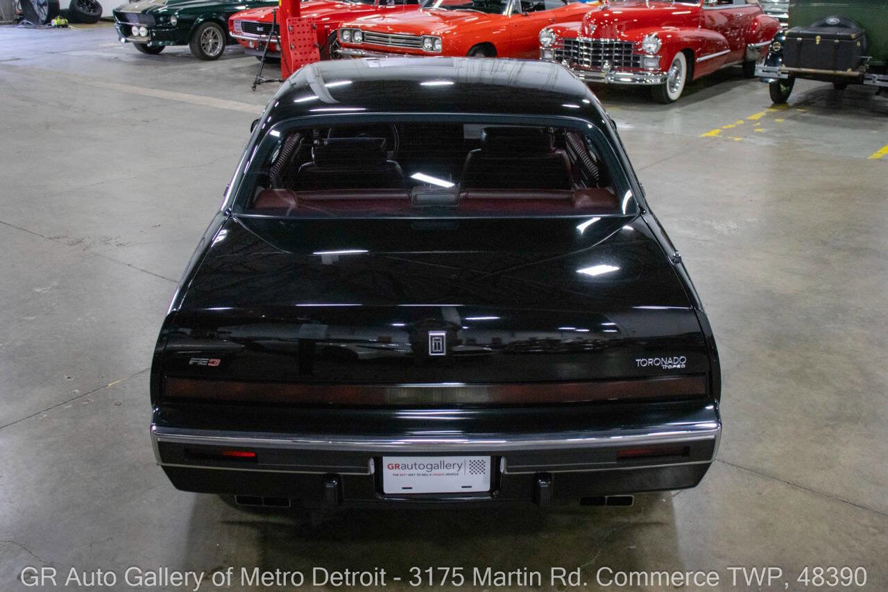Used 1988 Oldsmobile Toronado Trofeo image 5