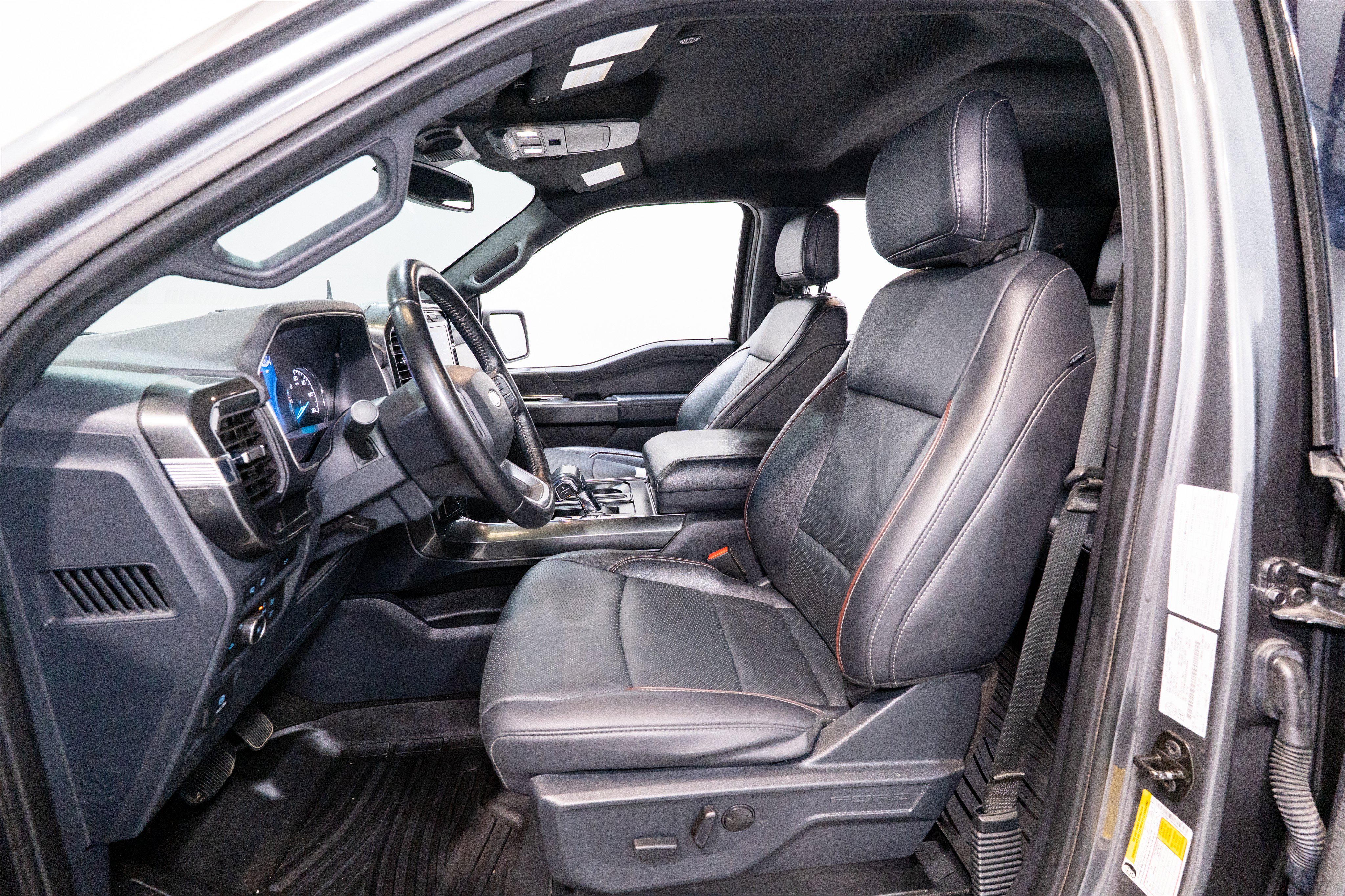 Used 2022 Ford F150 XLT w/ Equipment Group 302A High AWD/4WD image 16