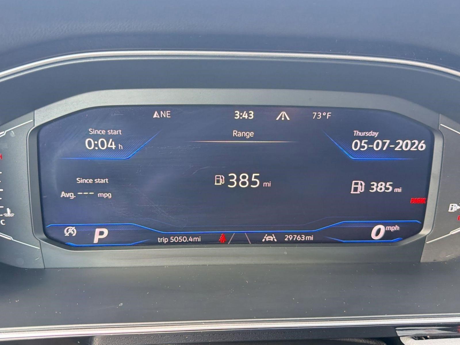 Certified 2025 Volkswagen Jetta GLI Autobahn FWD image 17