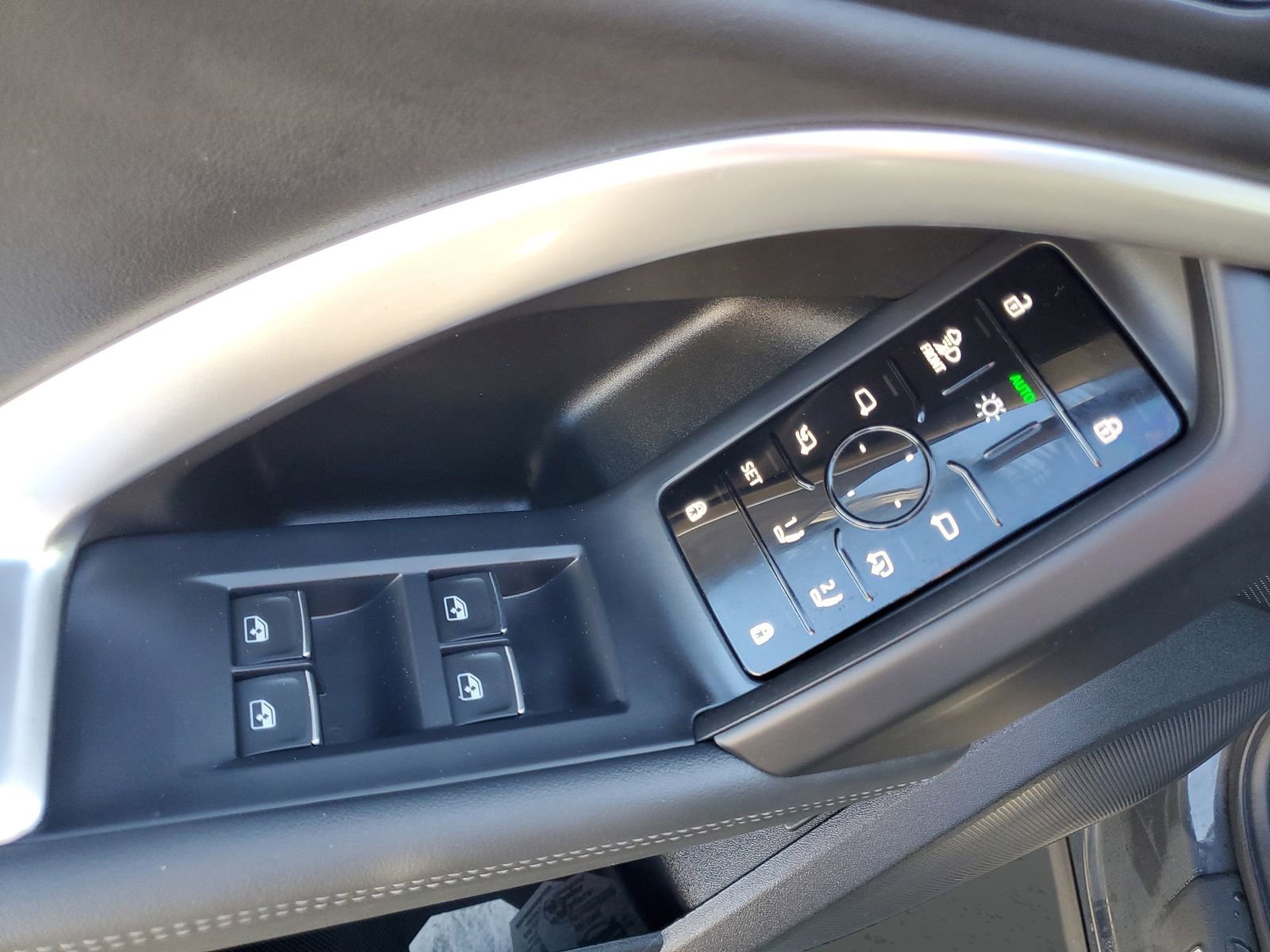 Used 2025 Audi Q5 Premium Plus w/ Premium Plus image 21