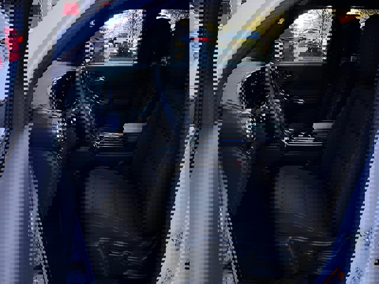 Used 2025 Chevrolet Equinox LT image 10