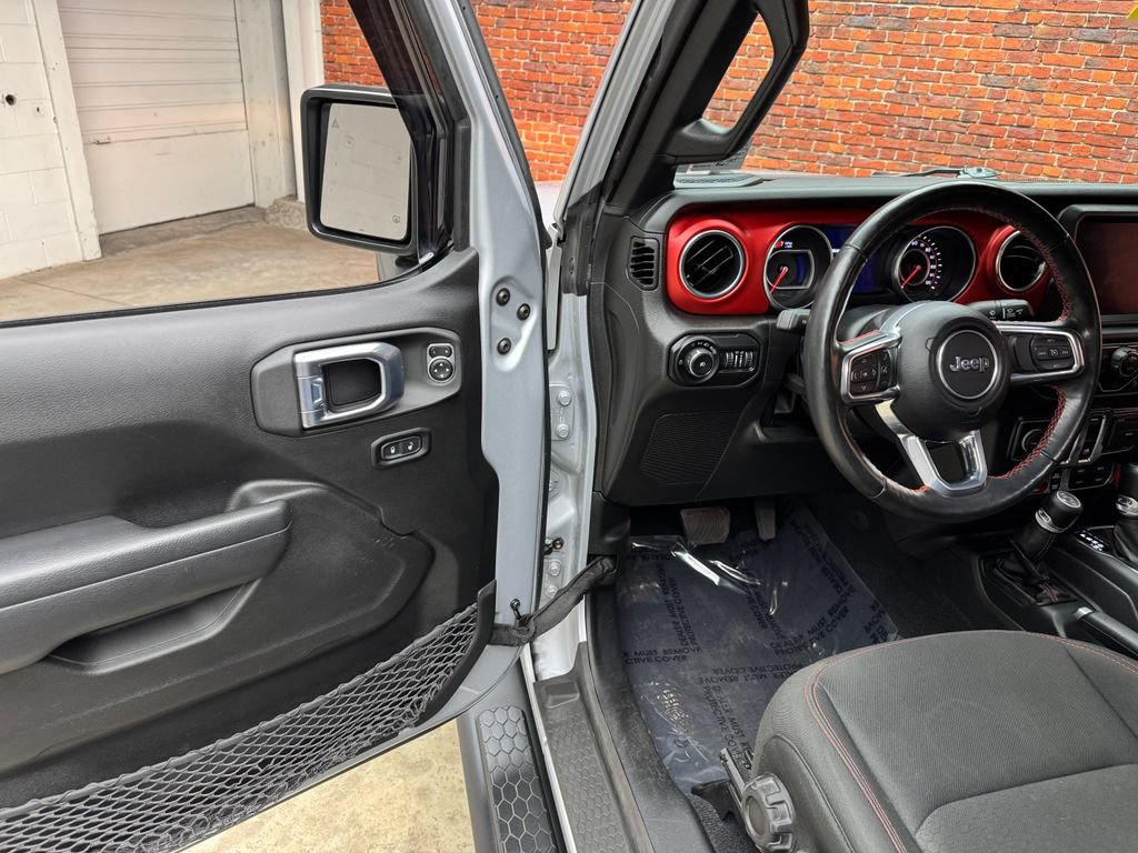 Used 2022 Jeep Wrangler Rubicon w/ Cold Weather Group AWD/4WD image 8