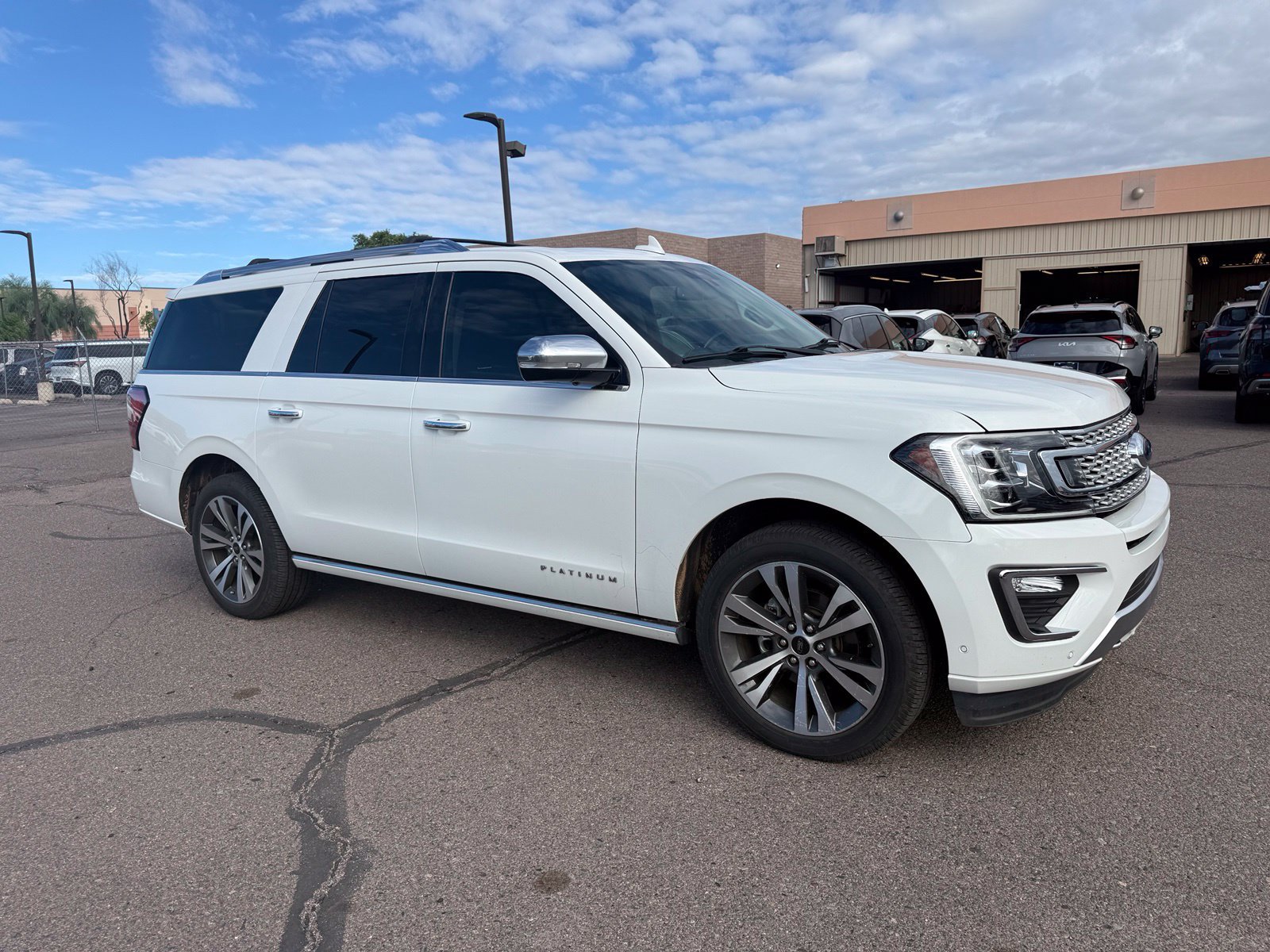 Used 2021 Ford Expedition Max Platinum AWD/4WD image 3