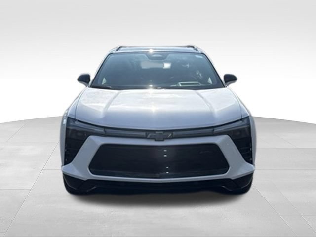 Certified 2025 Chevrolet Blazer EV RS AWD/4WD image 2