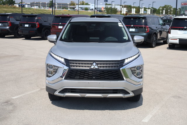 Used 2025 Mitsubishi Eclipse Cross SE AWD/4WD image 3