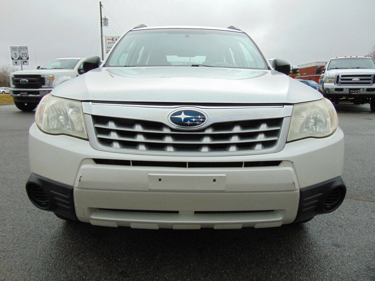 Used 2011 Subaru Forester 2.5X w/ Alloy Wheel Value Pkg image 3