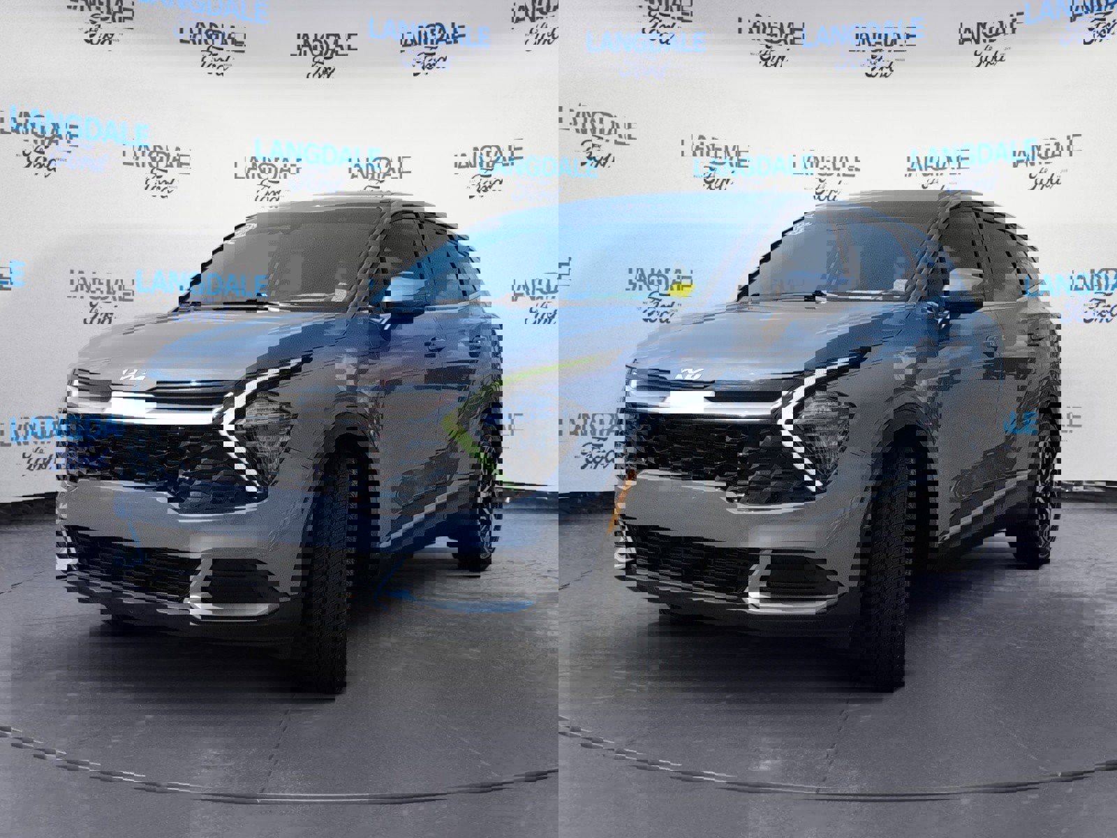 Used 2023 Kia Sportage EX image 11