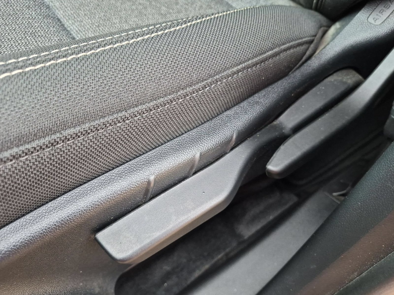 New 2026 GMC Terrain Elevation FWD image 25
