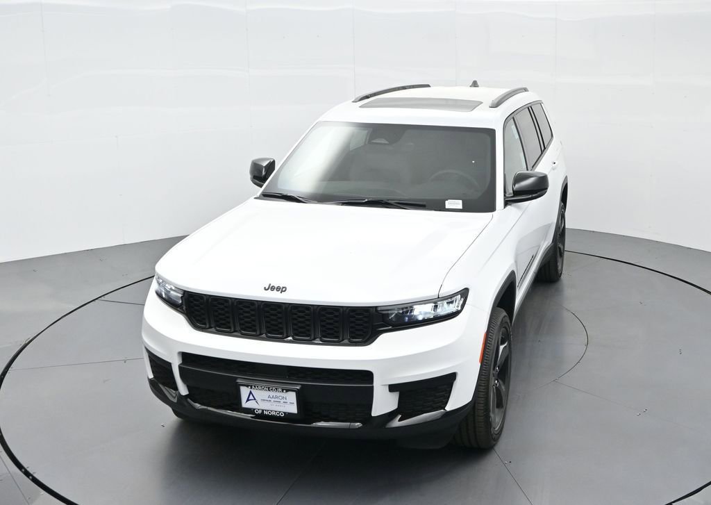 New 2025 Jeep Grand Cherokee L Altitude image 47