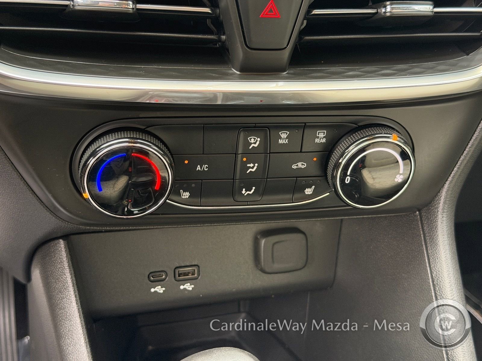 Used 2024 Buick Encore GX Preferred w/ Comfort Package image 27