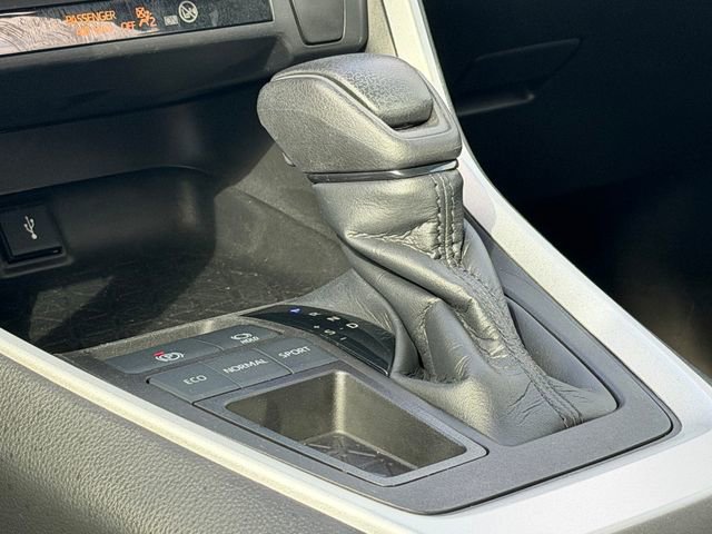 Certified 2021 Toyota RAV4 LE image 24