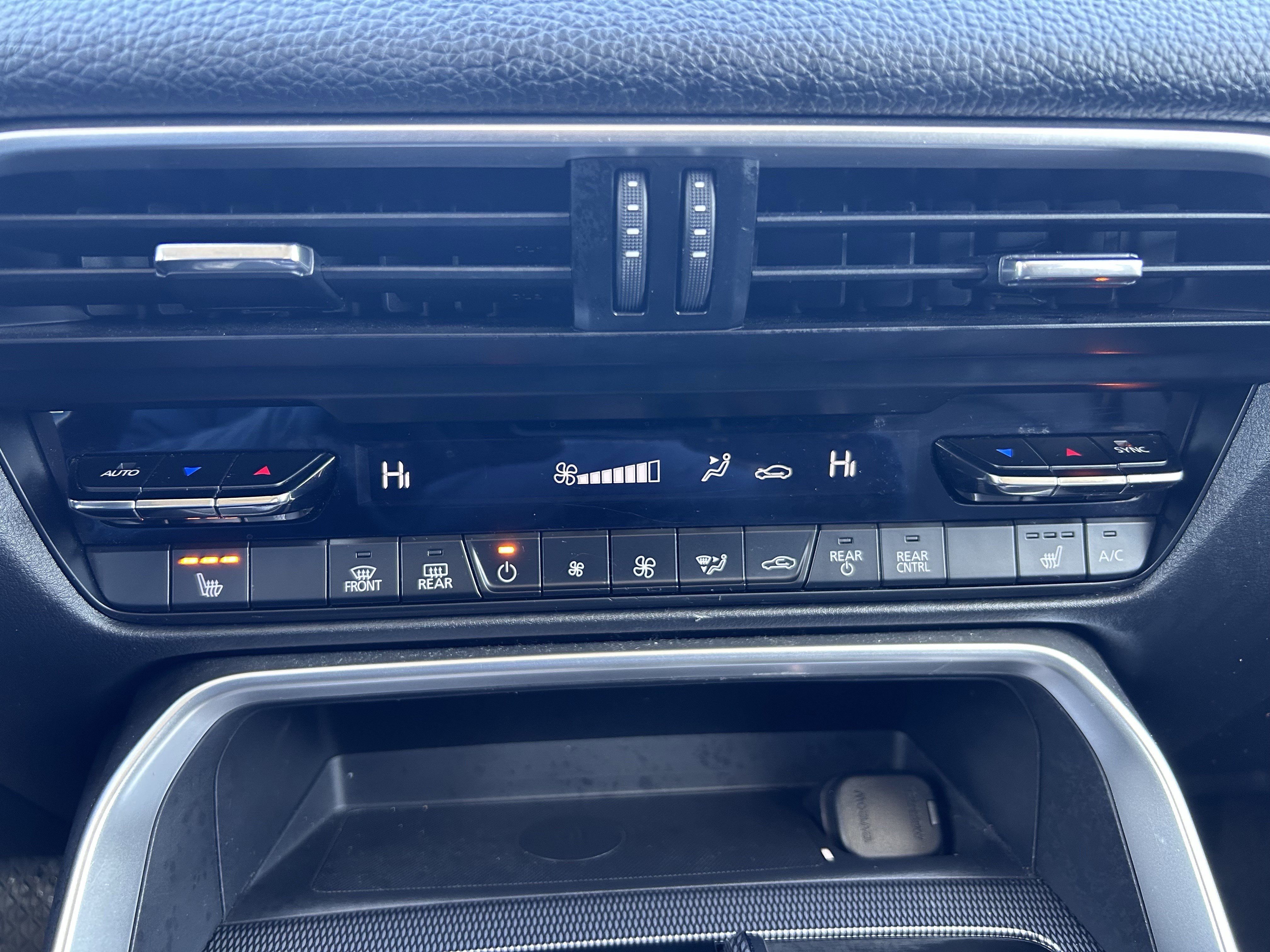 Used 2024 MAZDA CX-90 3.3 Turbo w/ Preferred Plus image 15