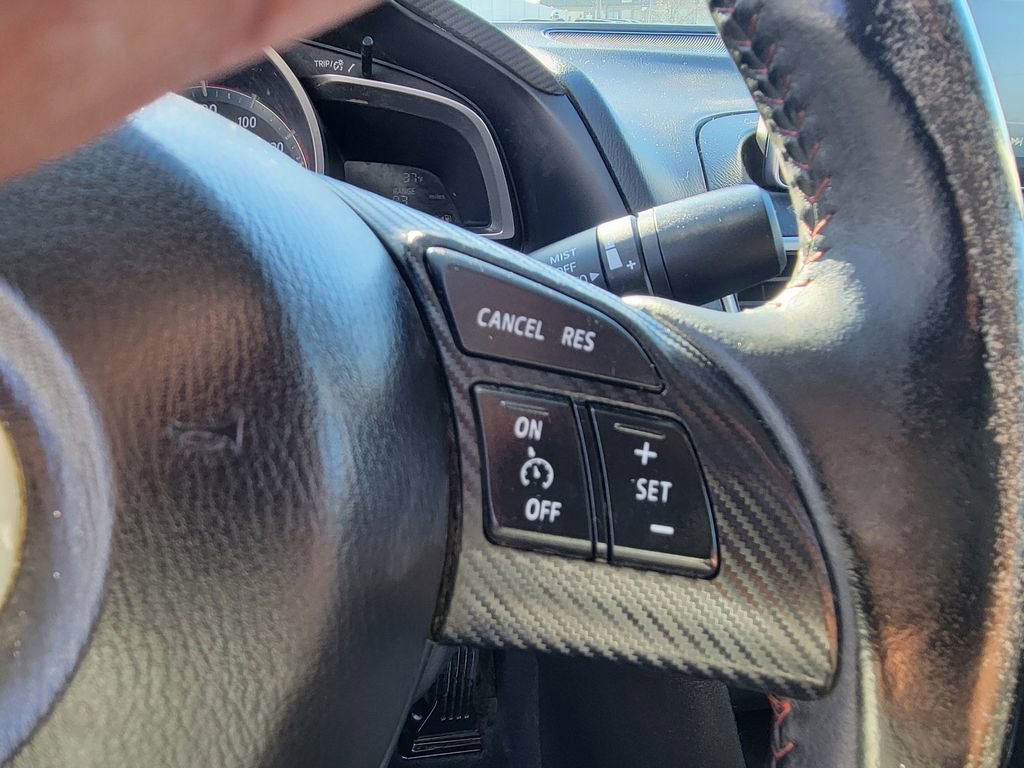 Used 2016 MAZDA MAZDA3 i Touring w/ Popular Equipment Package image 21