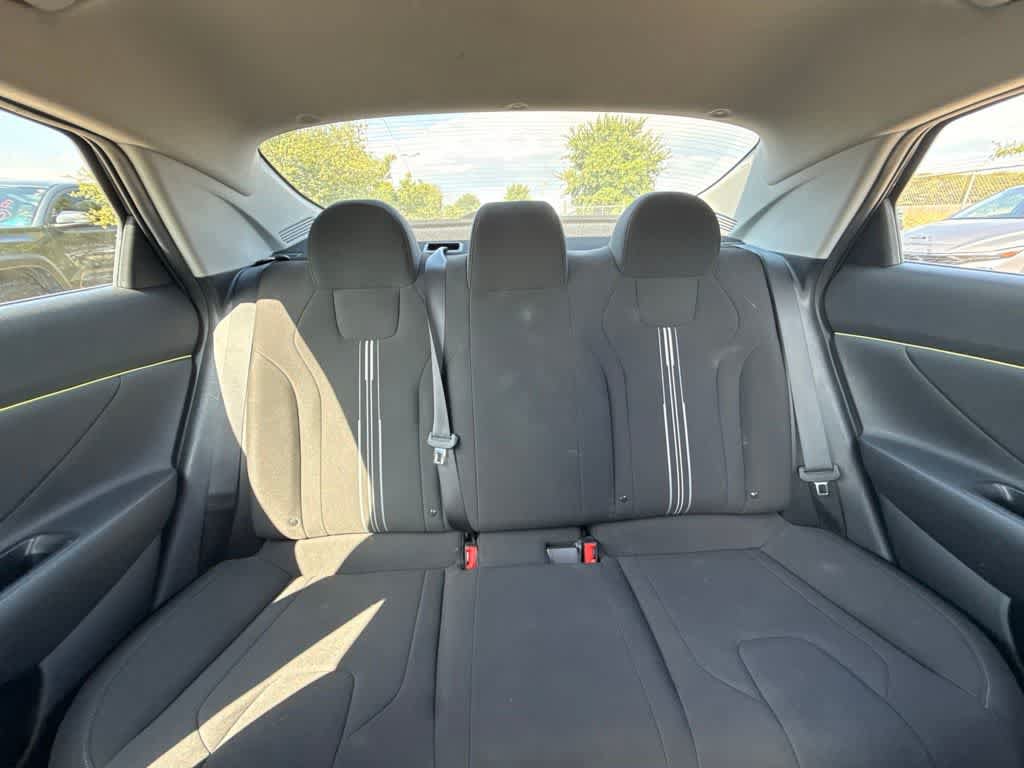 Used 2023 Hyundai Elantra SEL w/ Convenience Package FWD image 14