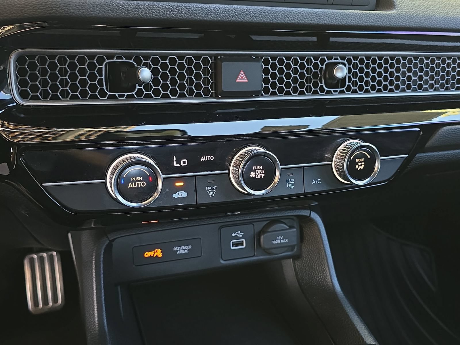 Certified 2024 Honda Civic Sport image 25