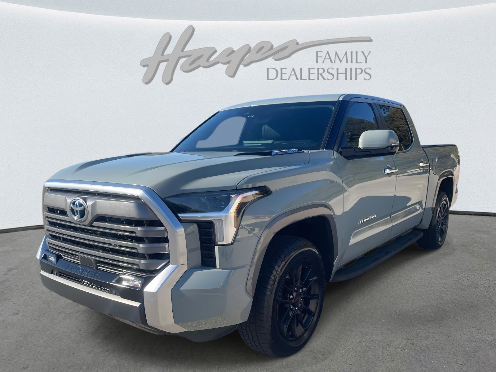 Used 2024 Toyota Tundra Limited image 30