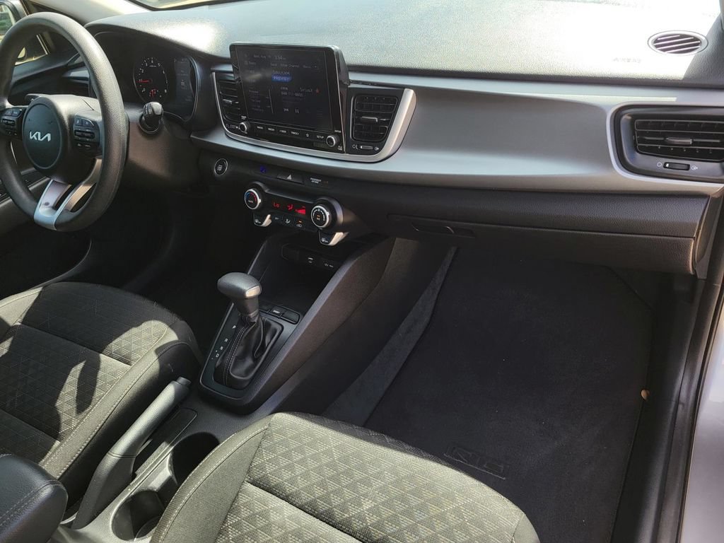 Used 2022 Kia Rio S w/ Technology Package FWD image 7