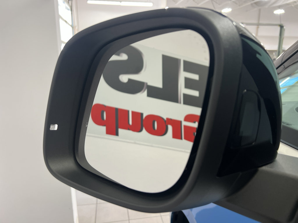 New 2025 Volkswagen ID. Buzz Pro S Plus image 12