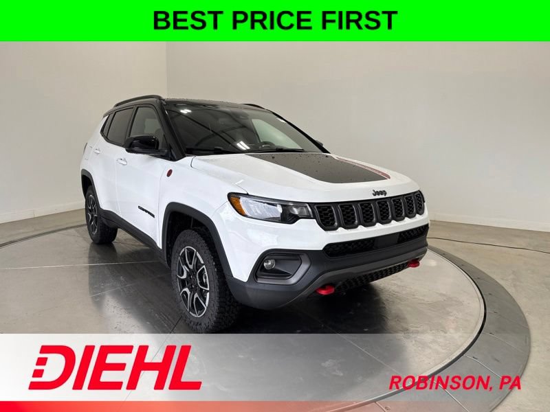 New 2026 Jeep Compass Trailhawk w/ Sun, Sound & Navigation Group AWD/4WD image 1