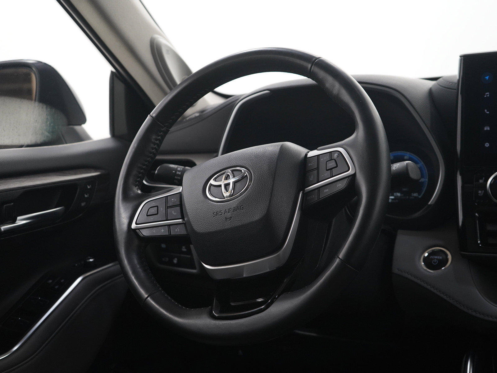 Used 2023 Toyota Highlander Limited AWD/4WD image 17