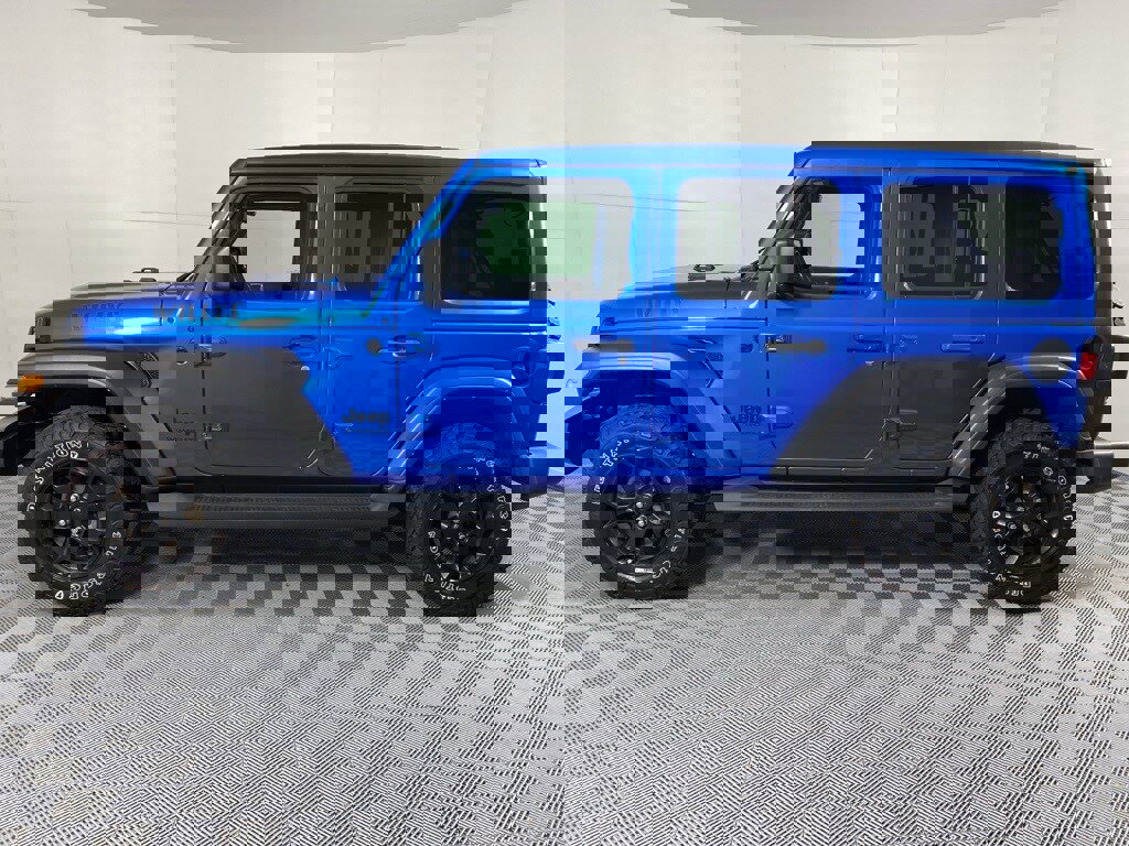 Used 2022 Jeep Wrangler Unlimited Willys image 4