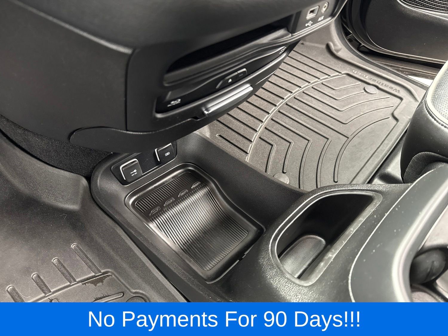 Used 2020 Chrysler Pacifica Limited FWD image 22
