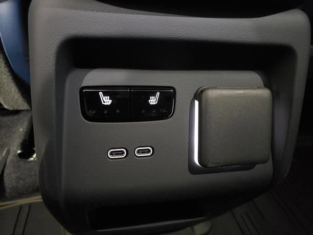 New 2027 Cadillac Optiq Premium Luxury w/ LPO, Floor Liner Package AWD/4WD image 14