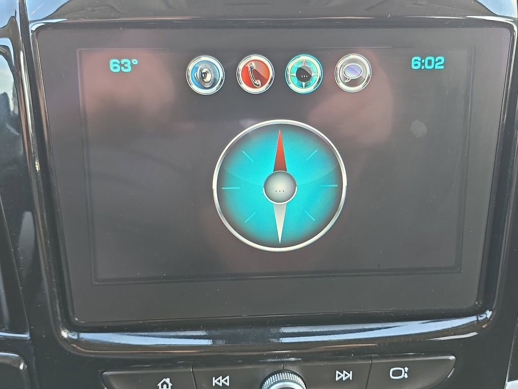 Used 2018 Chevrolet Traverse LT w/ LPO, Floor Liner Package AWD/4WD image 25