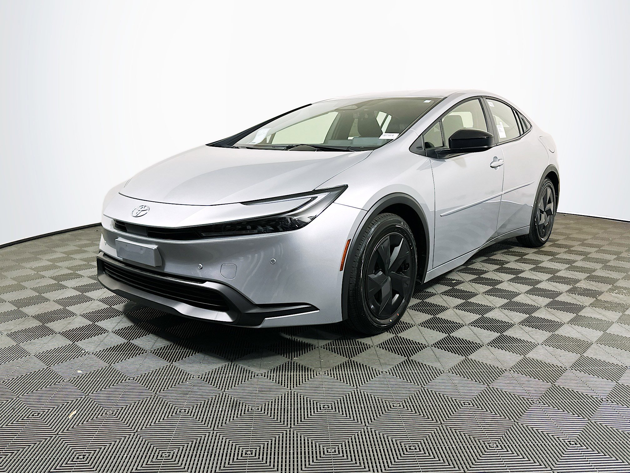 New 2026 Toyota Prius LE image 4