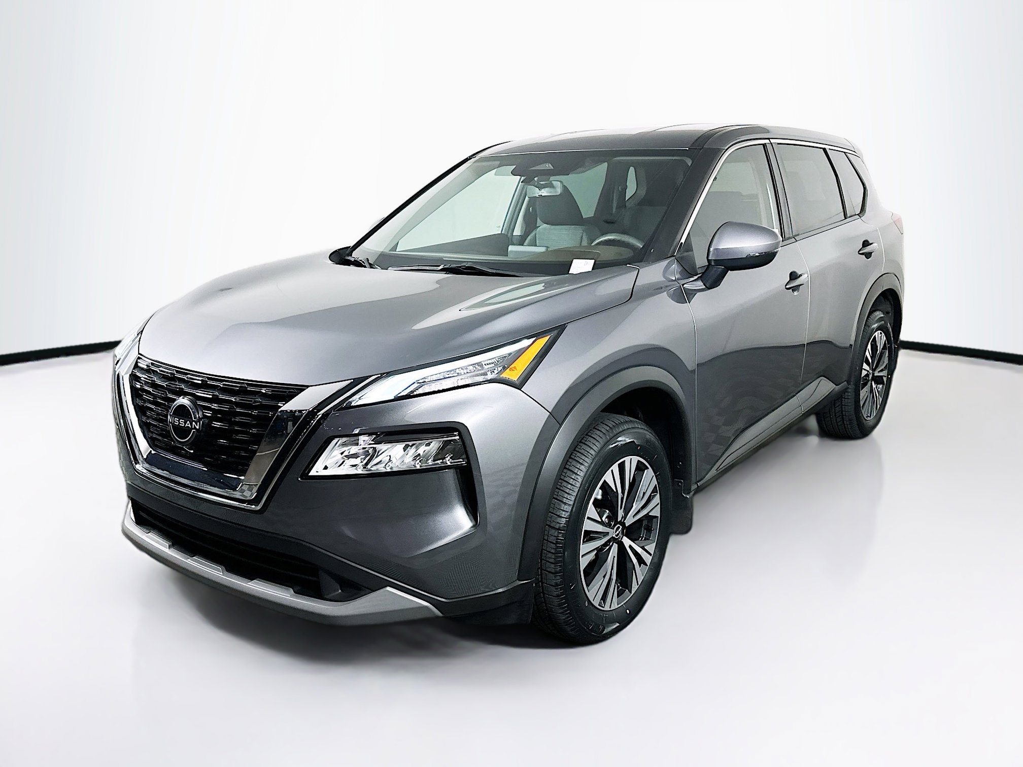 Used 2023 Nissan Rogue SV AWD/4WD image 3
