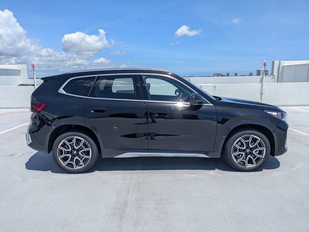 New 2026 BMW X1 xDrive28i image 3