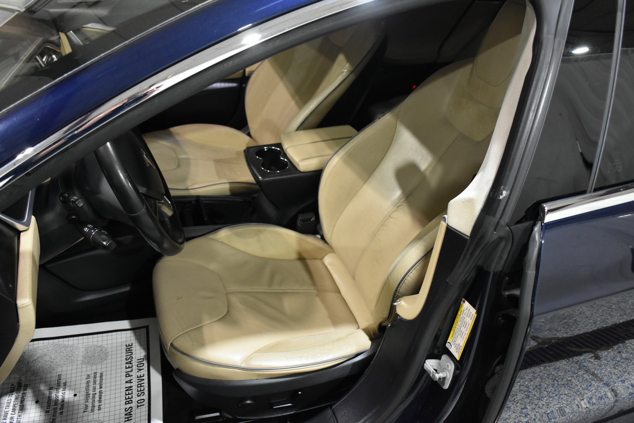 Used 2013 Tesla Model S Performance image 34
