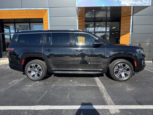 Used 2024 Jeep Wagoneer Series II image 2