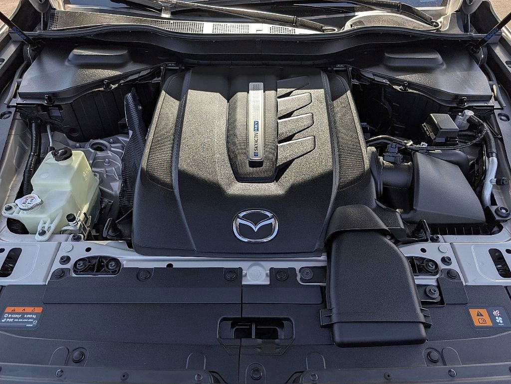 Certified 2024 MAZDA CX-90 Plug-In Hybrid w/ Preferred image 18