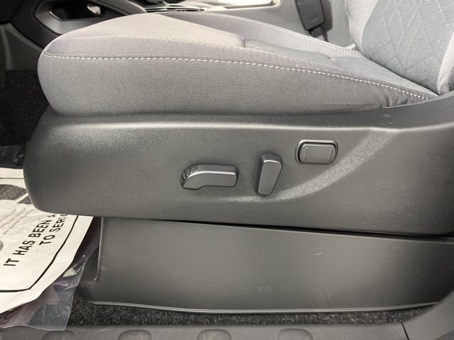 New 2026 Nissan Frontier SV w/ Tow Package image 31