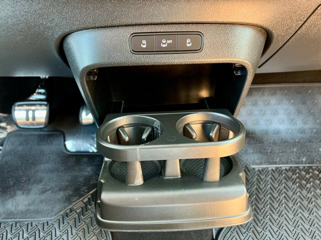 Used 2025 Volkswagen ID. Buzz Pro S RWD image 25