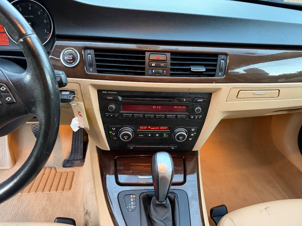 Used 2009 BMW 328i Sedan RWD image 15
