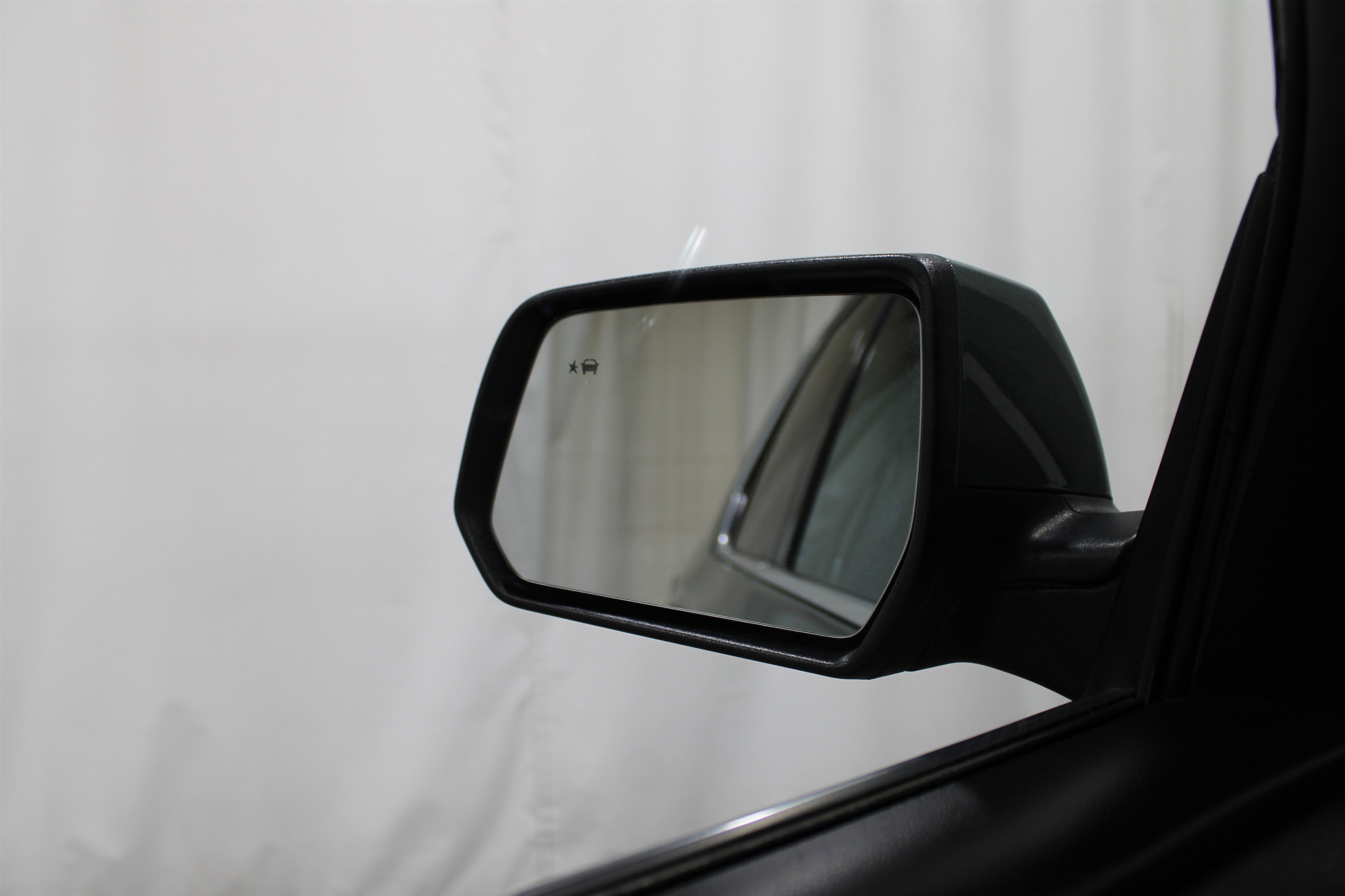 Used 2023 Chevrolet Traverse LT image 13