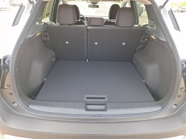 Certified 2026 Nissan Kicks SV w/ SV Premium Package FWD image 24