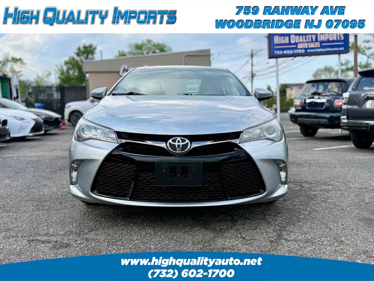 Used 2017 Toyota Camry SE FWD image 2