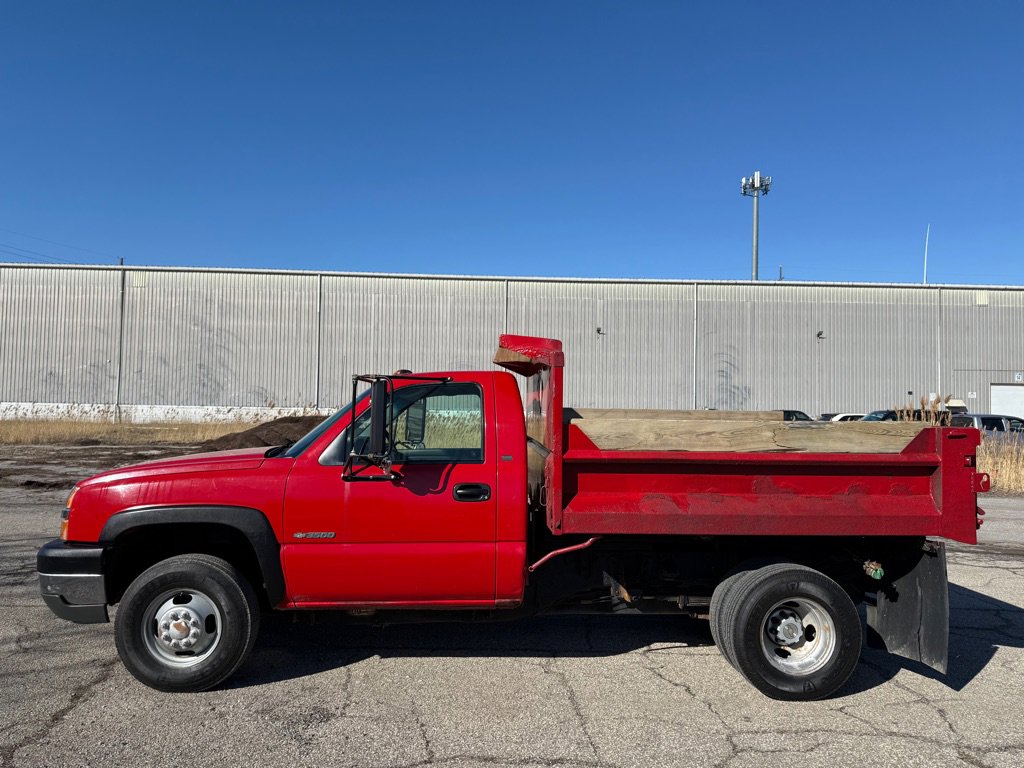 Used 2003 Chevrolet Silverado 3500 4x4 Regular Cab w/ Snow Plow Prep Package image 6