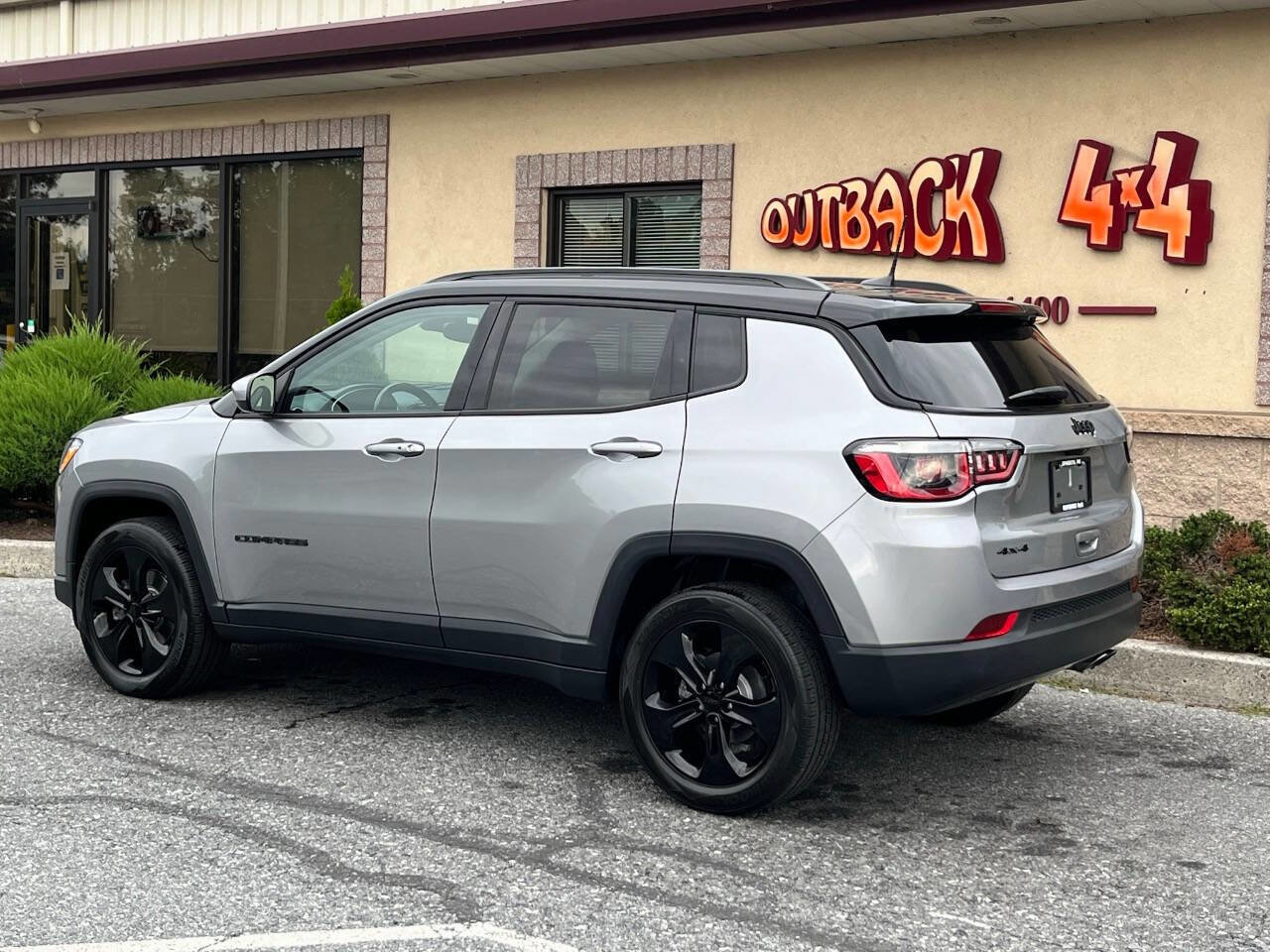 Used 2019 Jeep Compass Latitude image 5