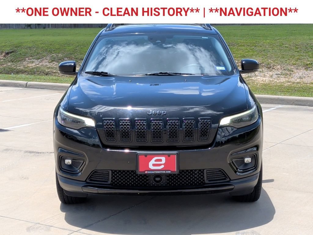 Used 2023 Jeep Cherokee Altitude Lux AWD/4WD image 2