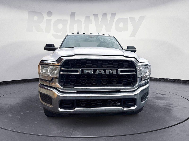 Used 2022 RAM 2500 Tradesman w/ Chrome Appearance Group image 8