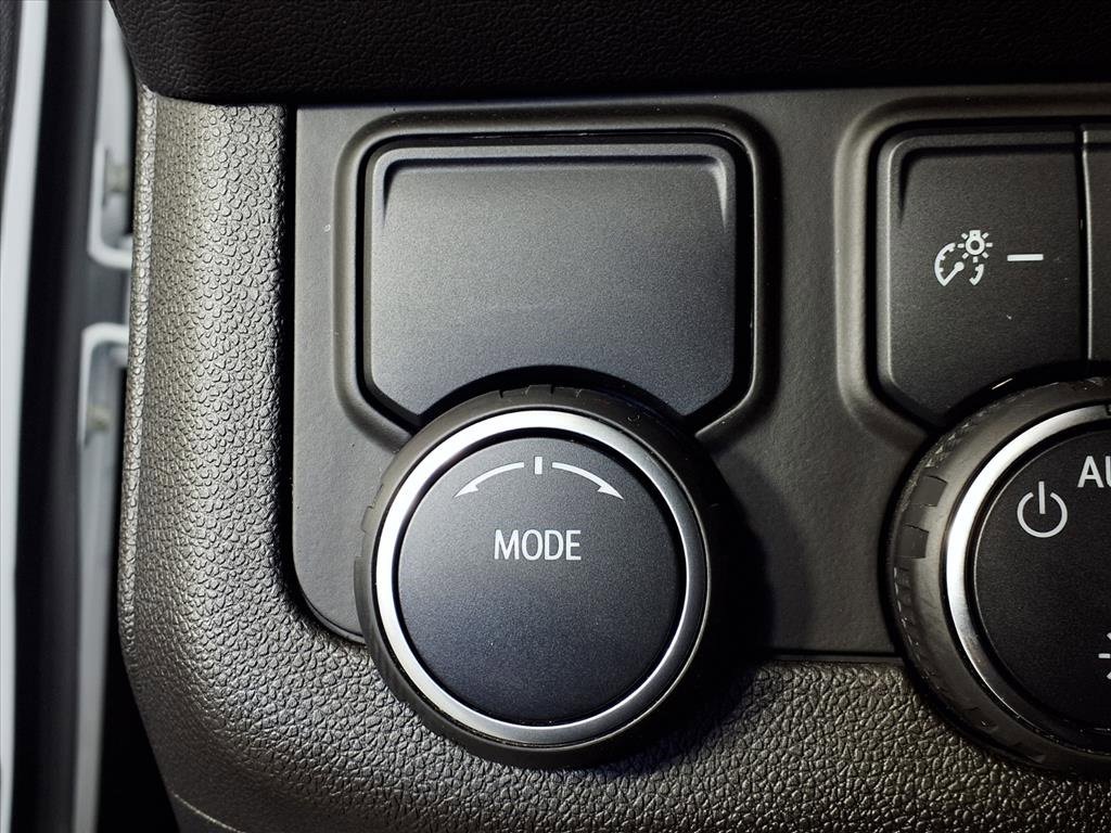 Used 2022 Chevrolet Tahoe RST w/ Luxury Package image 21