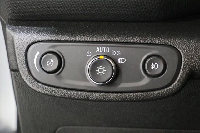 Used 2021 Chevrolet TrailBlazer LT w/ Premium Seating Package FWD image 20